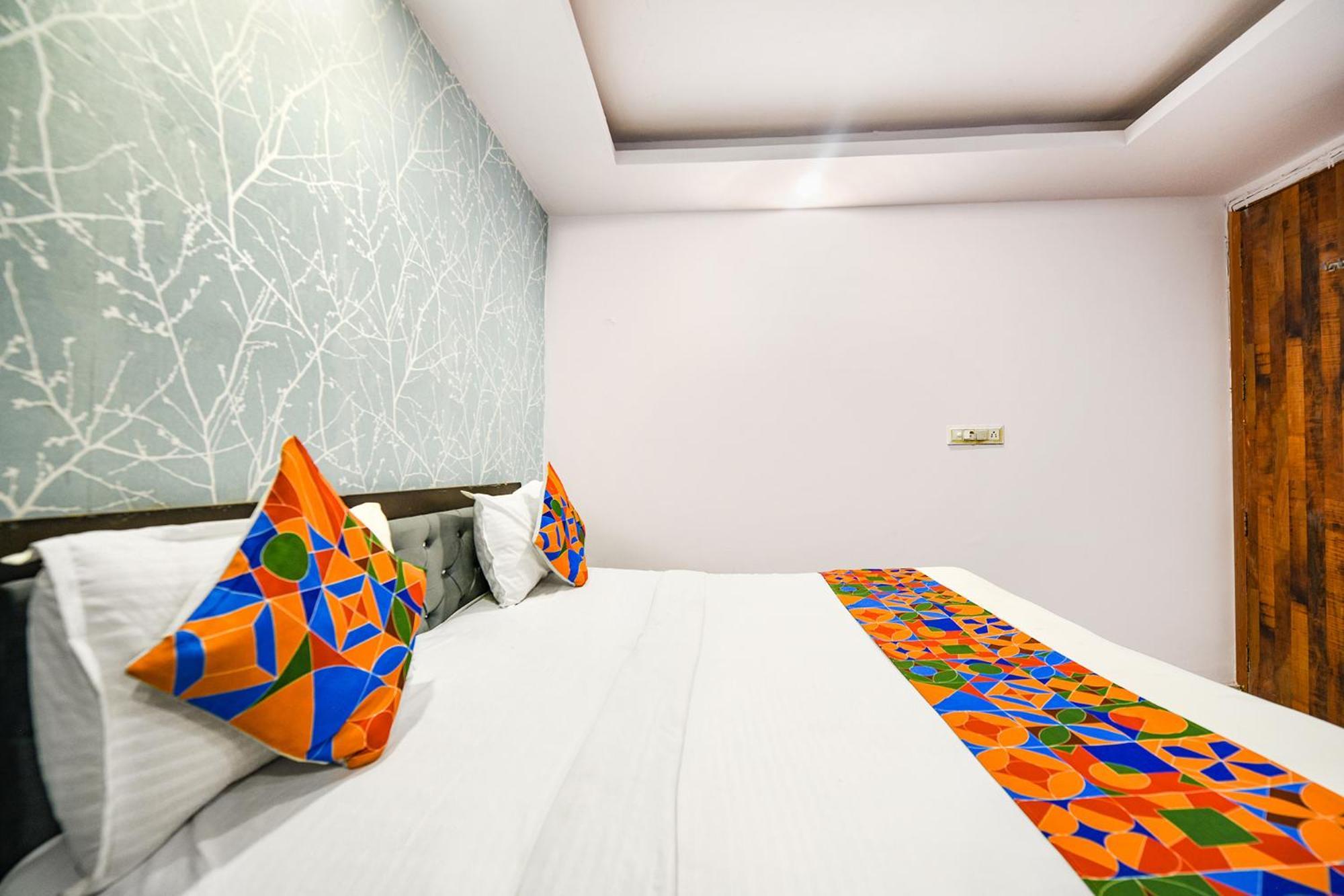 Fabhotel Pp Residency Tilak Nagar Nova Deli Exterior foto